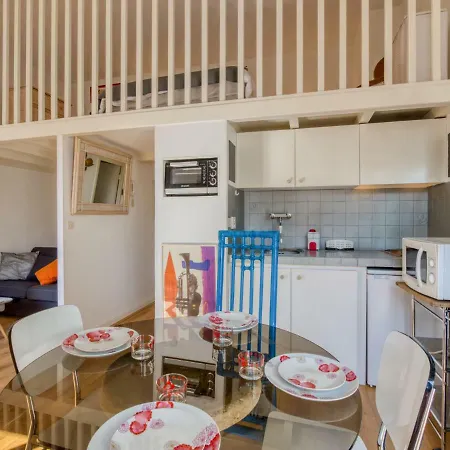 Excelcior Apartman Biarritz